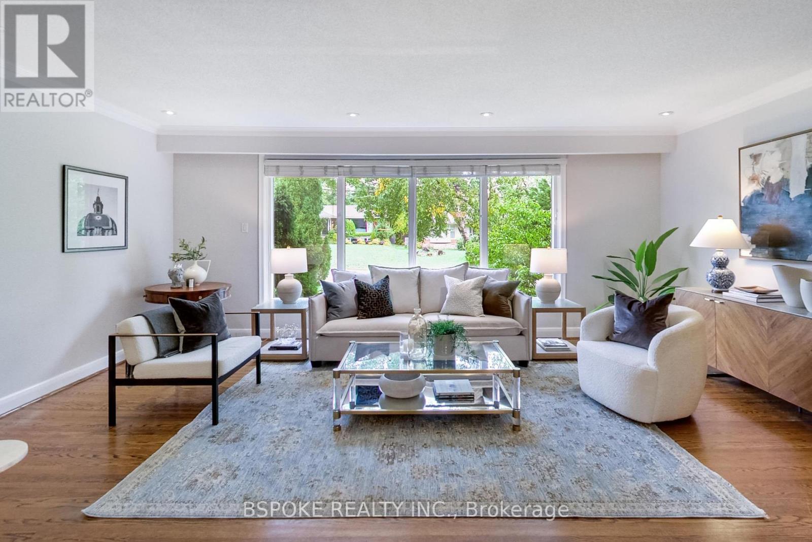 12 Vistaview Boulevard, Vaughan, Ontario  L4J 2A6 - Photo 9 - N12433875