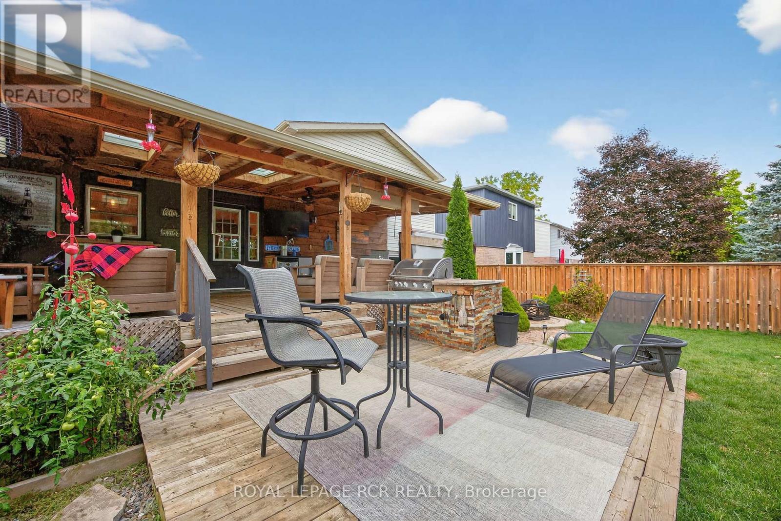 29 Fraser Avenue, New Tecumseth, Ontario  L0G 1W0 - Photo 35 - N12433940