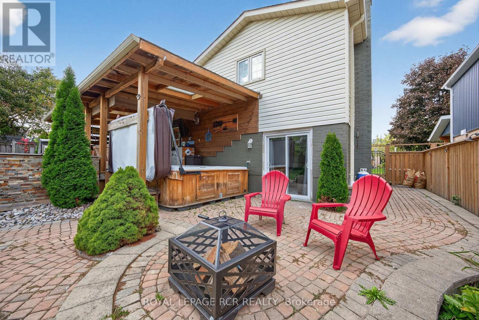 29 Fraser Avenue, New Tecumseth, Ontario  L0G 1W0 - Photo 36 - N12433940