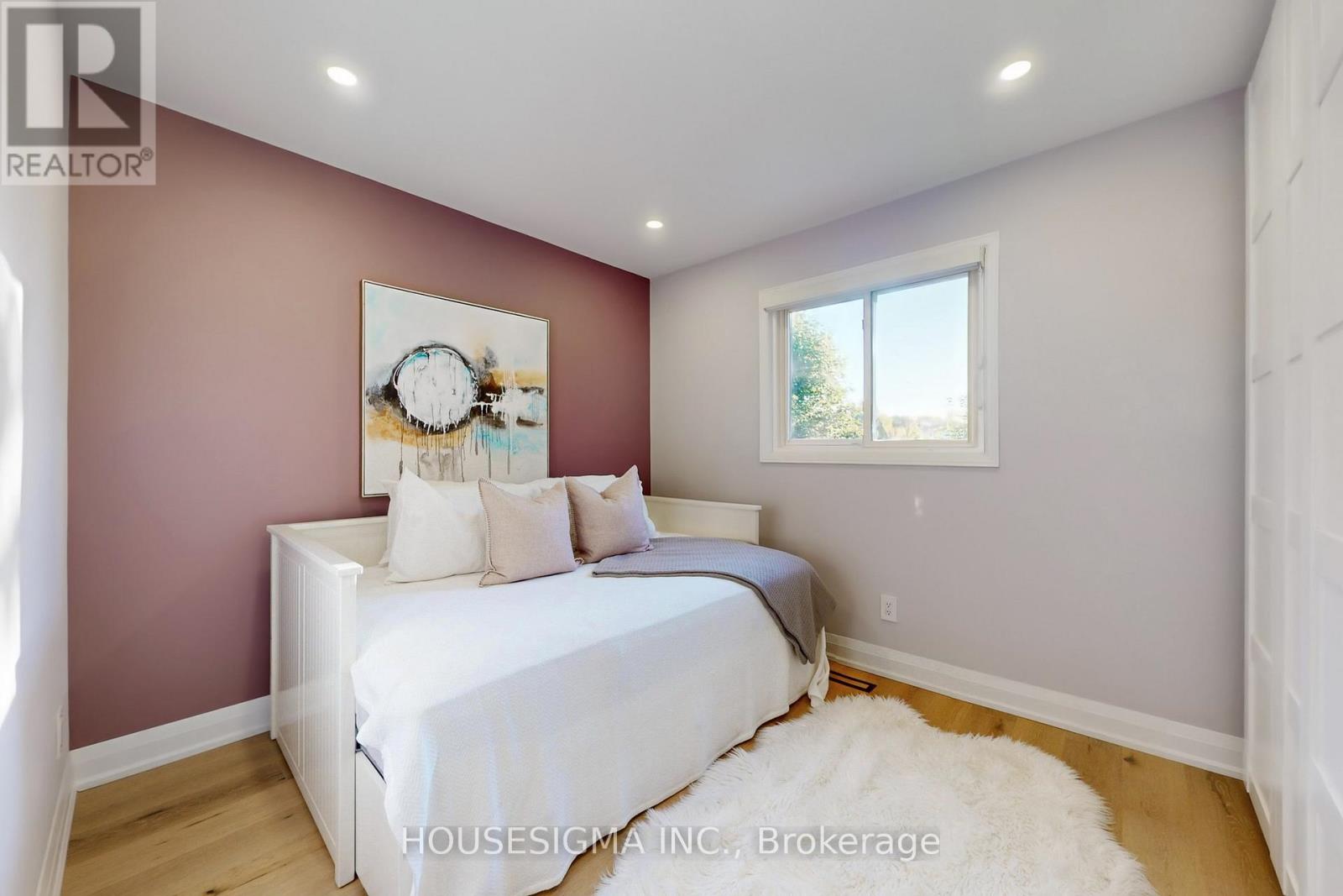 41 Underhill Crescent, Aurora, Ontario  L4G 5S3 - Photo 21 - N12433945