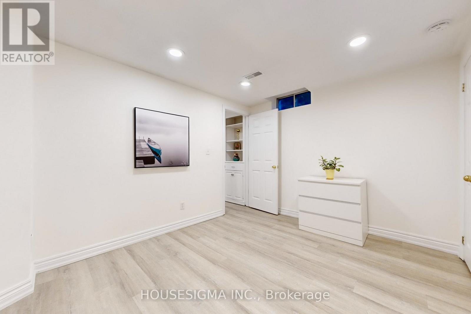 41 Underhill Crescent, Aurora, Ontario  L4G 5S3 - Photo 29 - N12433945