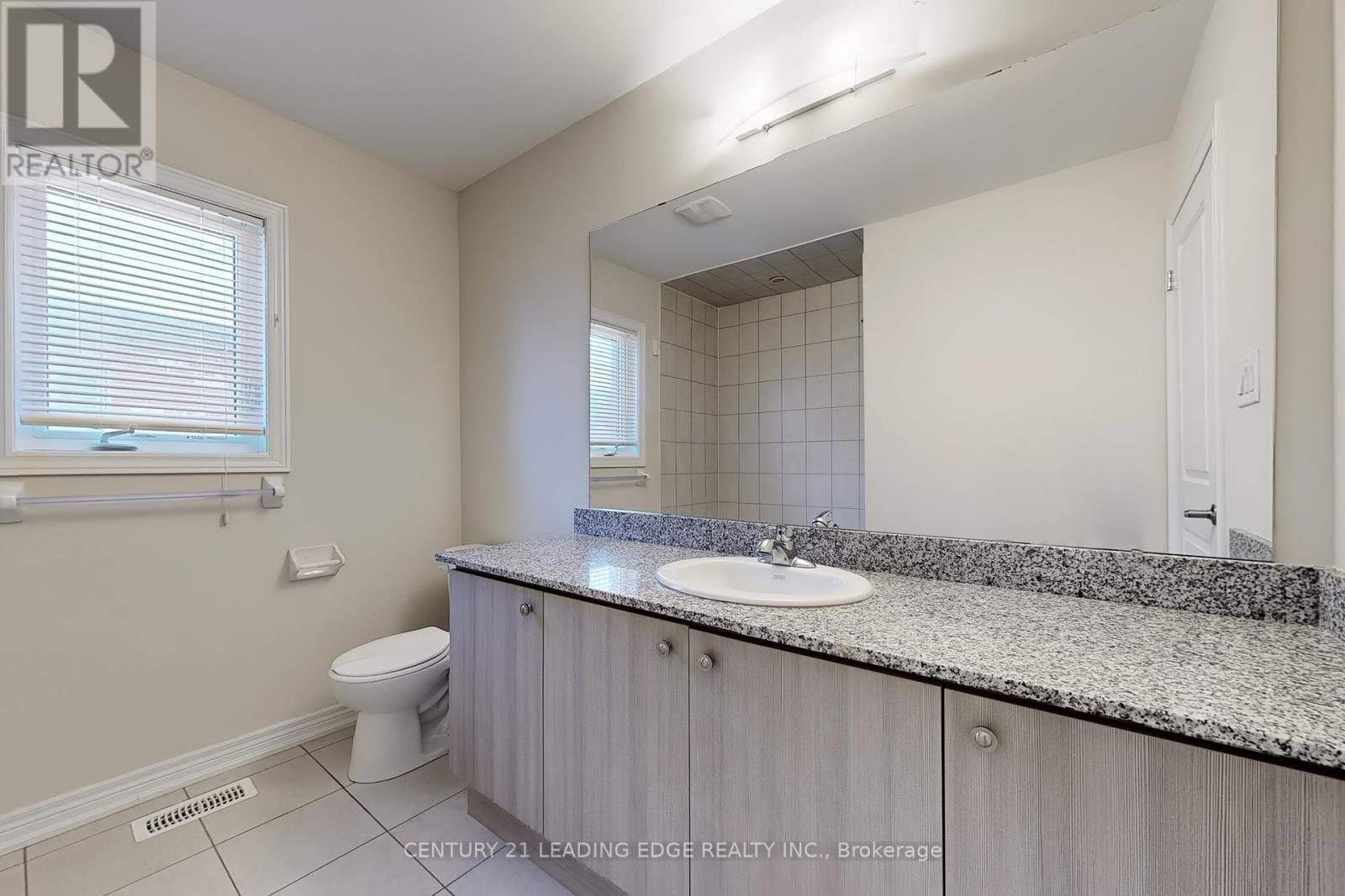 2023 Mullen Street, Innisfil, Ontario  L9S 0J8 - Photo 19 - N12433958