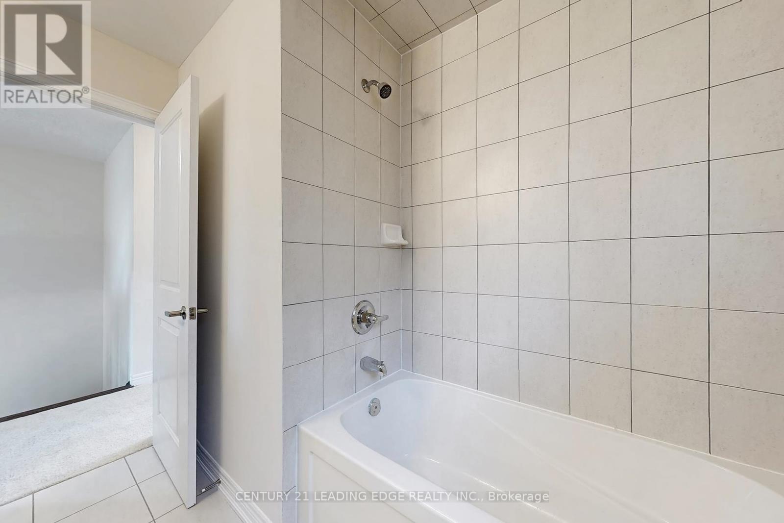 2023 Mullen Street, Innisfil, Ontario  L9S 0J8 - Photo 20 - N12433958