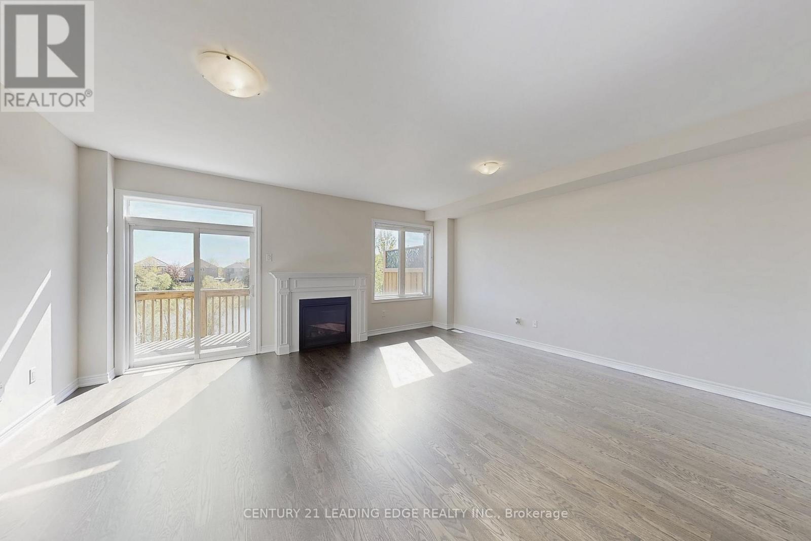 2023 Mullen Street, Innisfil, Ontario  L9S 0J8 - Photo 9 - N12433958