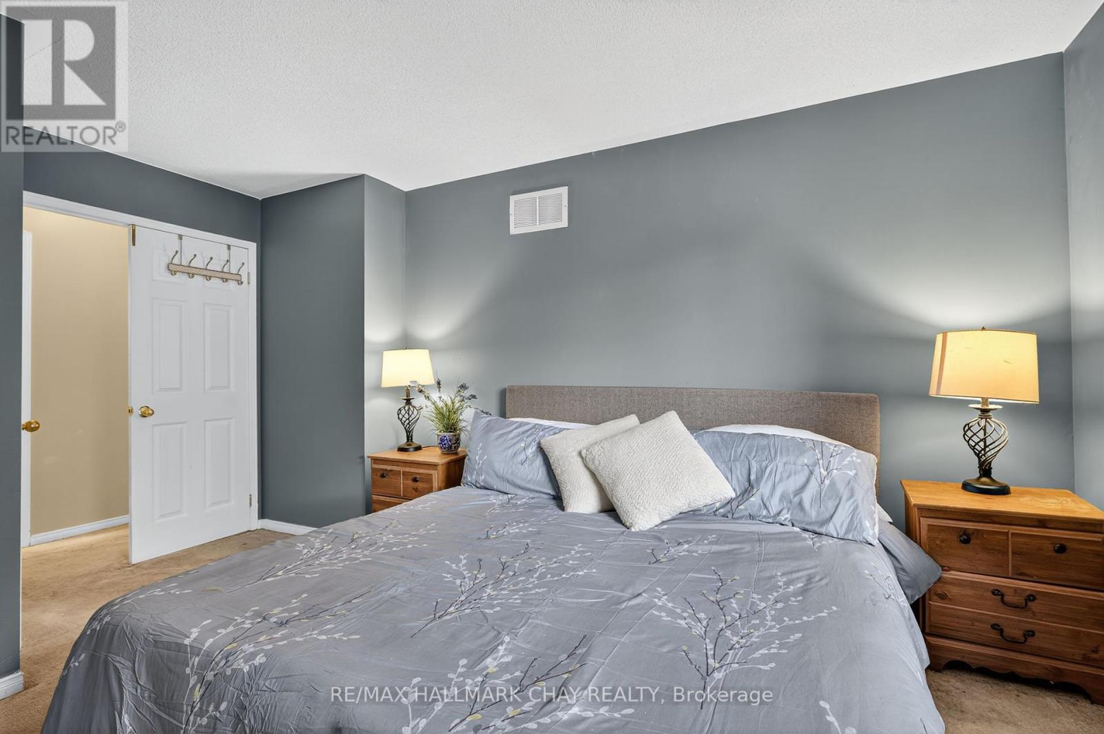 120 Tunbridge Road, Barrie, Ontario  L4M 6T1 - Photo 22 - S12433967
