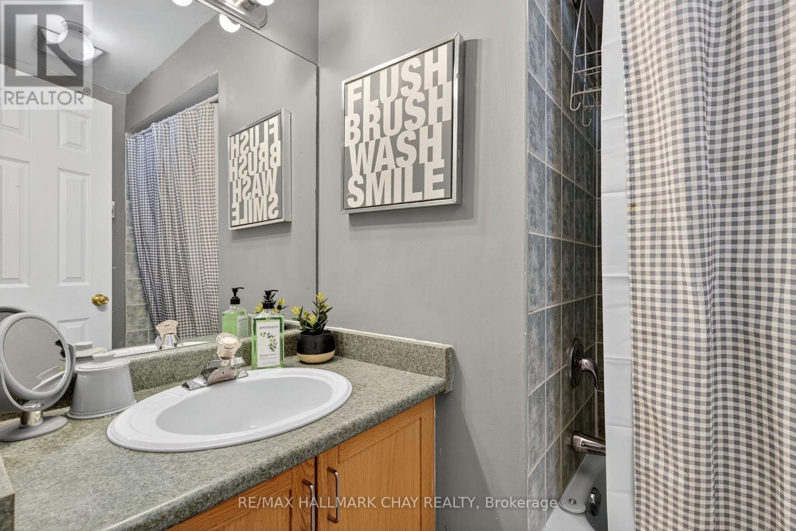 120 Tunbridge Road, Barrie, Ontario  L4M 6T1 - Photo 27 - S12433967