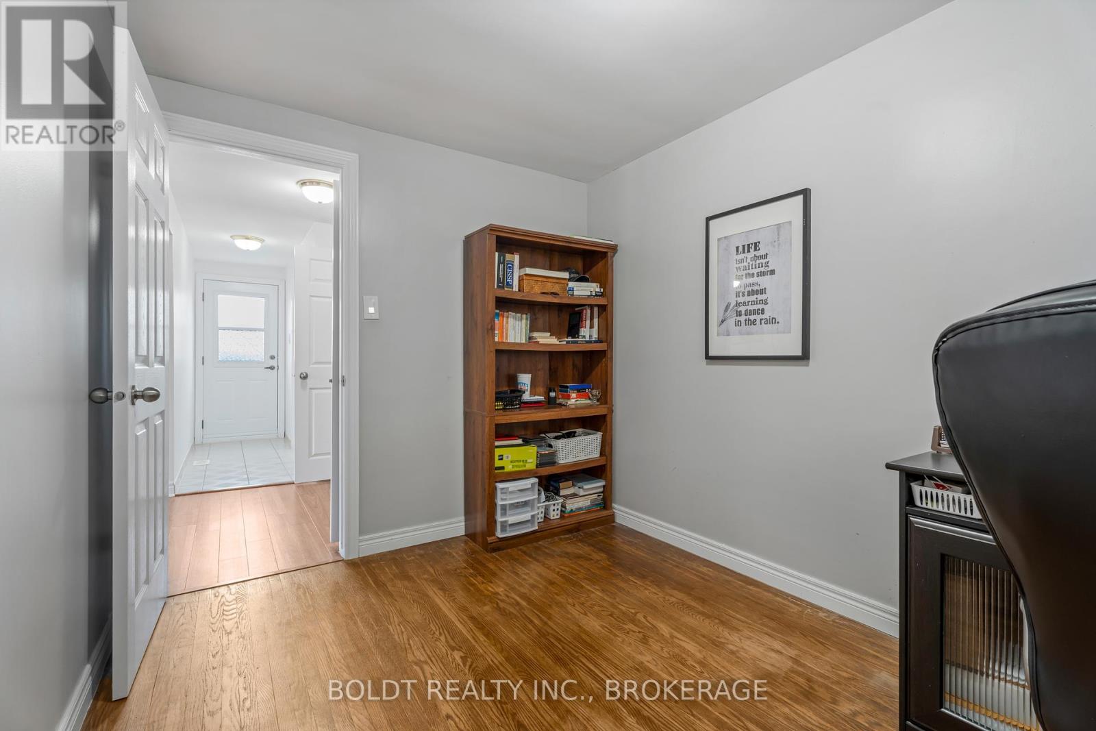 124 Quaker Crescent, Hamilton (Quinndale), Ontario  L8W 1H7 - Photo 24 - X12434087