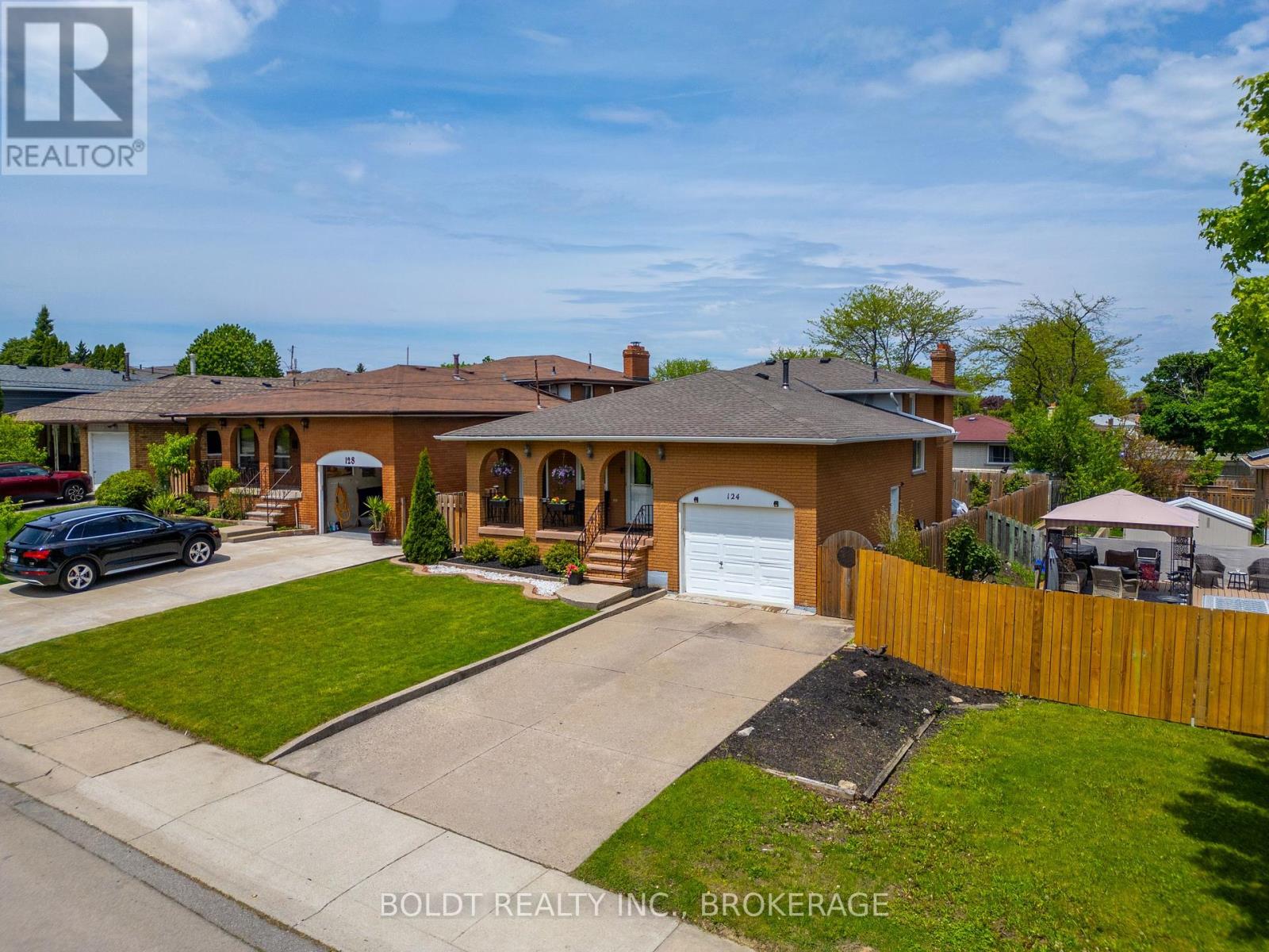 124 Quaker Crescent, Hamilton (Quinndale), Ontario  L8W 1H7 - Photo 35 - X12434087