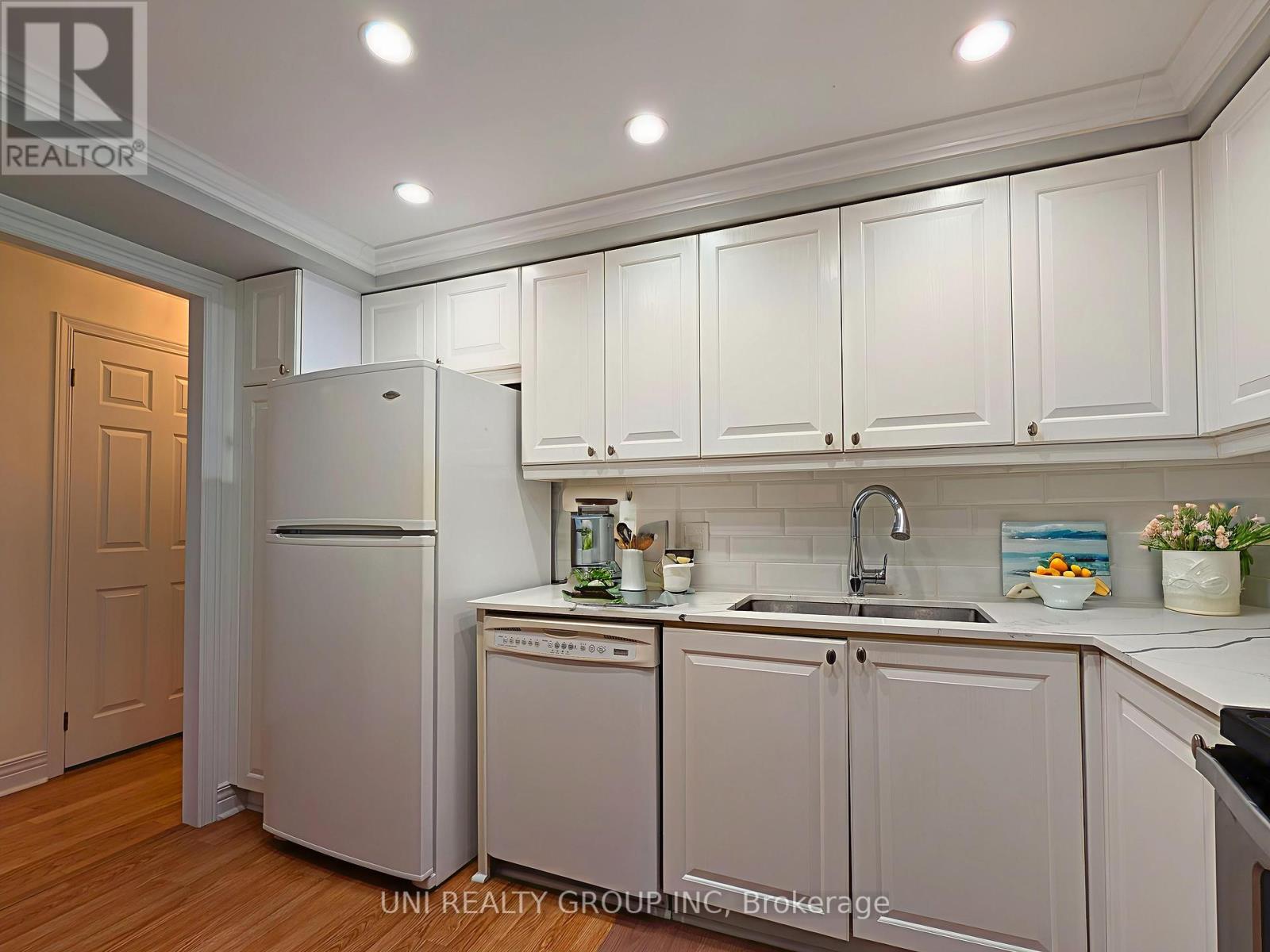 109 - 959 North River Road, Ottawa, Ontario  K1K 3V3 - Photo 23 - X12434046