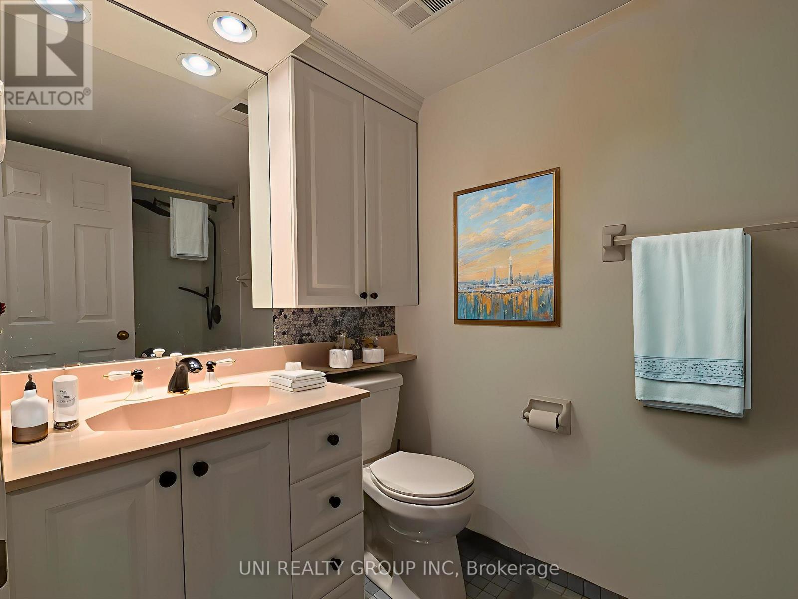 109 - 959 North River Road, Ottawa, Ontario  K1K 3V3 - Photo 32 - X12434046