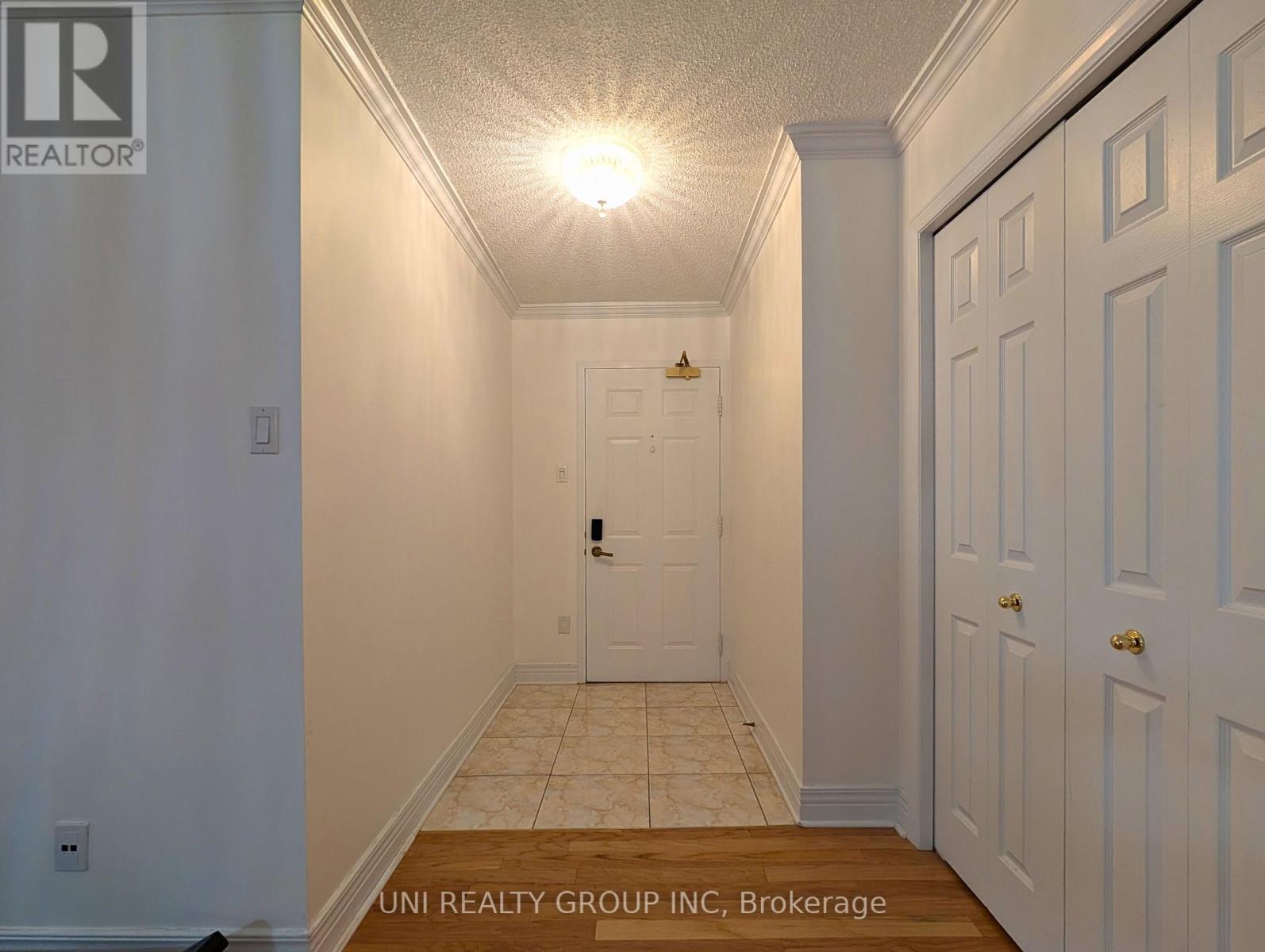 109 - 959 North River Road, Ottawa, Ontario  K1K 3V3 - Photo 7 - X12434046