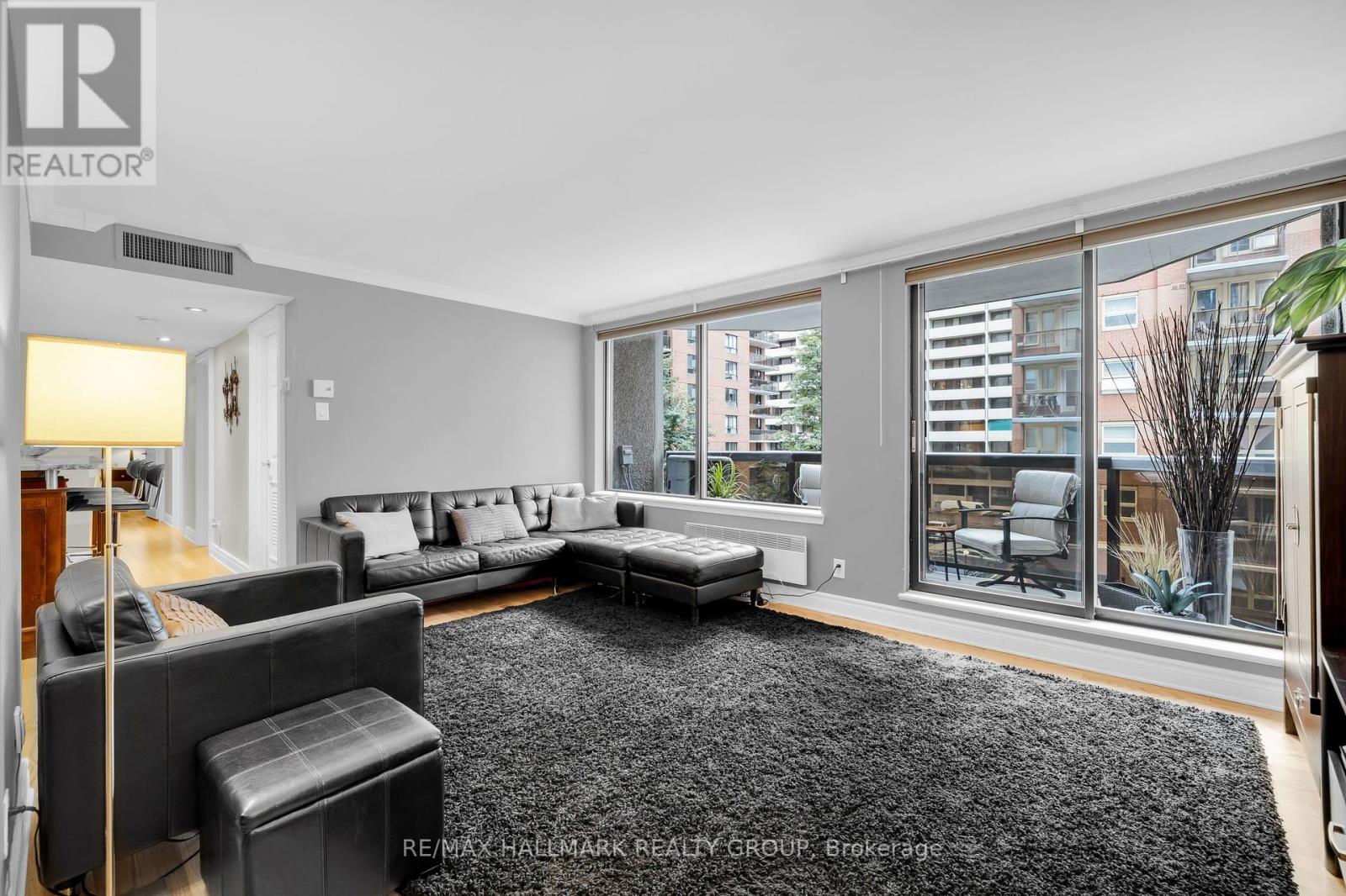 402 - 470 Laurier Avenue W, Ottawa, Ontario  K1R 7W9 - Photo 21 - X12434106
