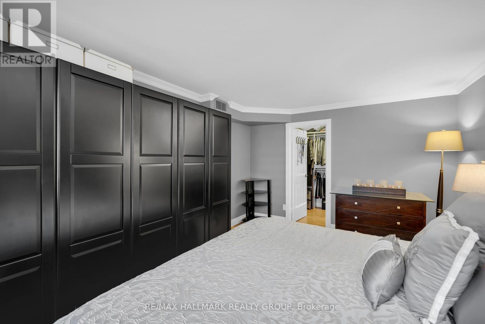 402 - 470 Laurier Avenue W, Ottawa, Ontario  K1R 7W9 - Photo 33 - X12434106