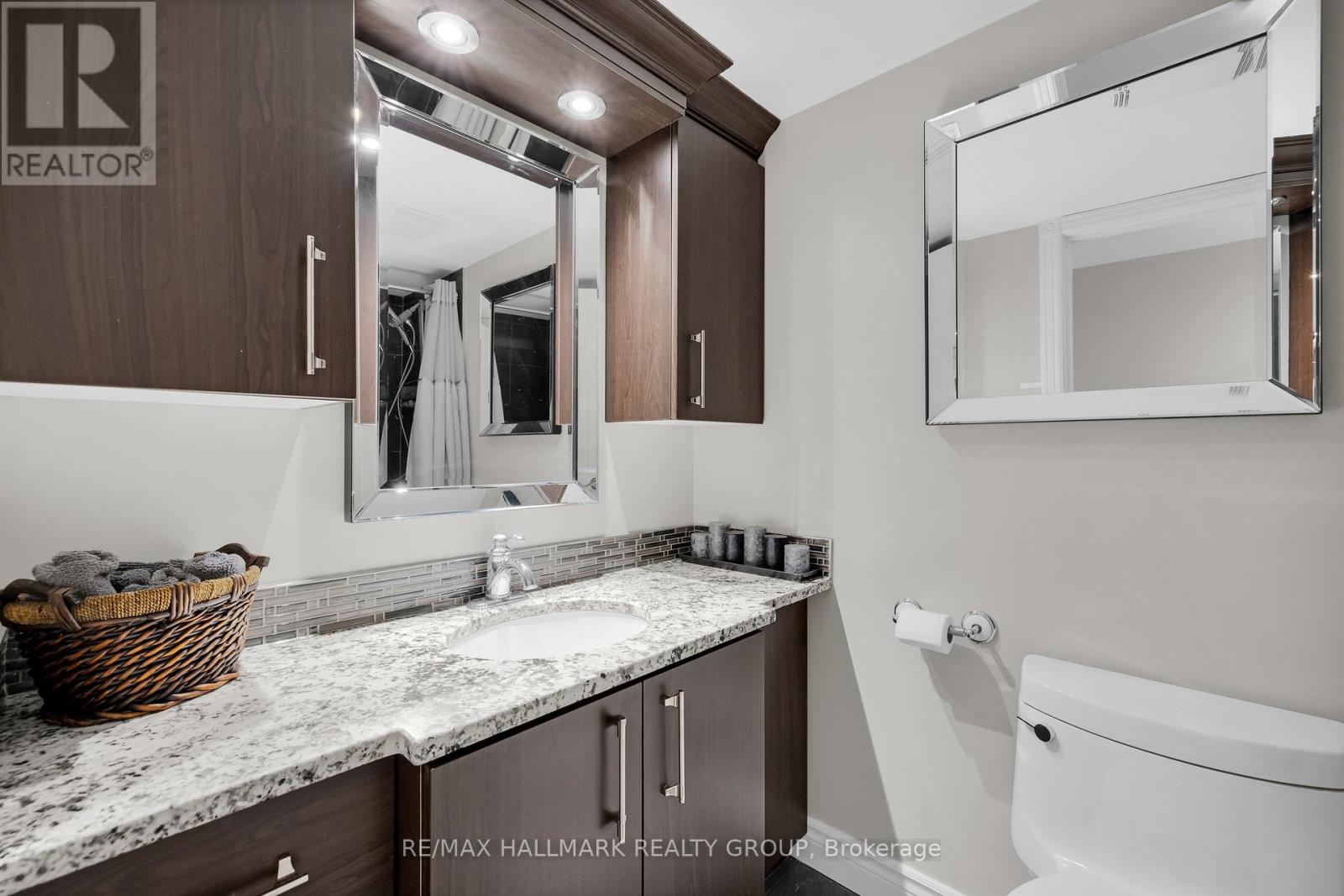 402 - 470 Laurier Avenue W, Ottawa, Ontario  K1R 7W9 - Photo 39 - X12434106