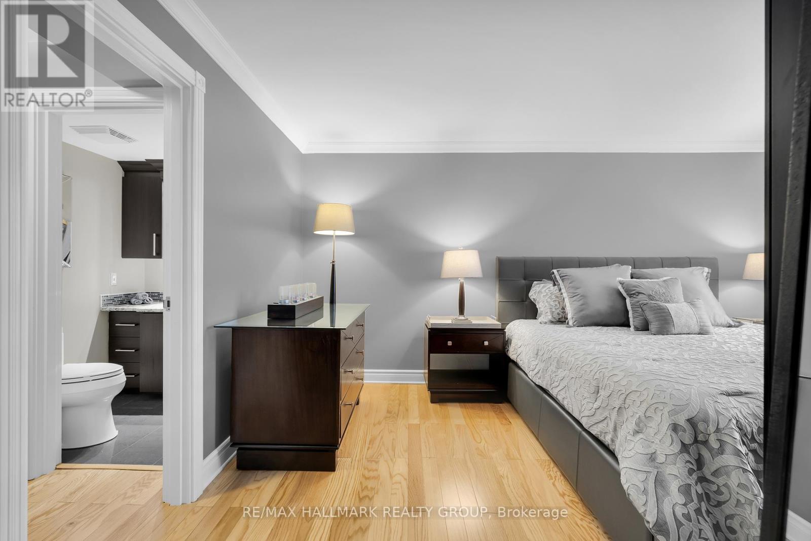 402 - 470 Laurier Avenue W, Ottawa, Ontario  K1R 7W9 - Photo 29 - X12434106