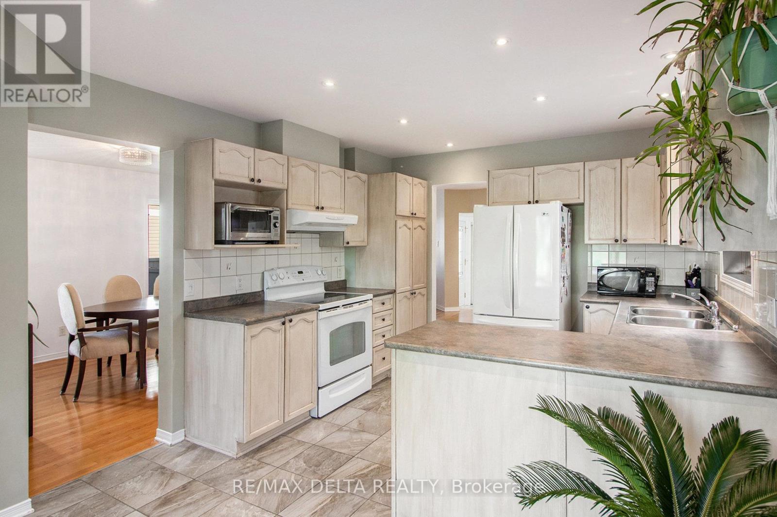 1610 Duplante Avenue, Ottawa, Ontario  K4A 4A2 - Photo 16 - X12434186