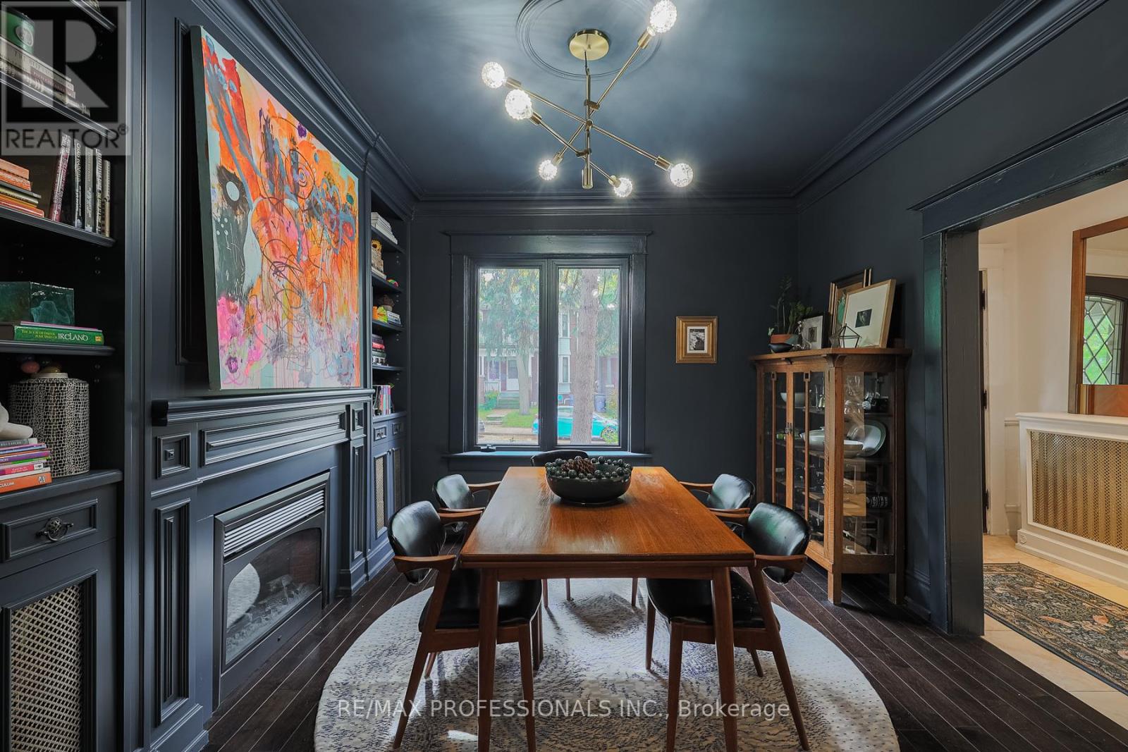 18 Constance Street, Toronto, Ontario  M6R 1S4 - Photo 5 - W12433719