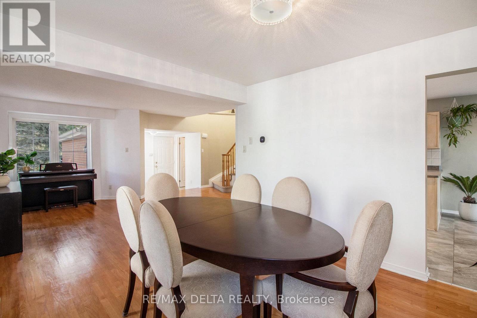 1610 Duplante Avenue, Ottawa, Ontario  K4A 4A2 - Photo 8 - X12434186