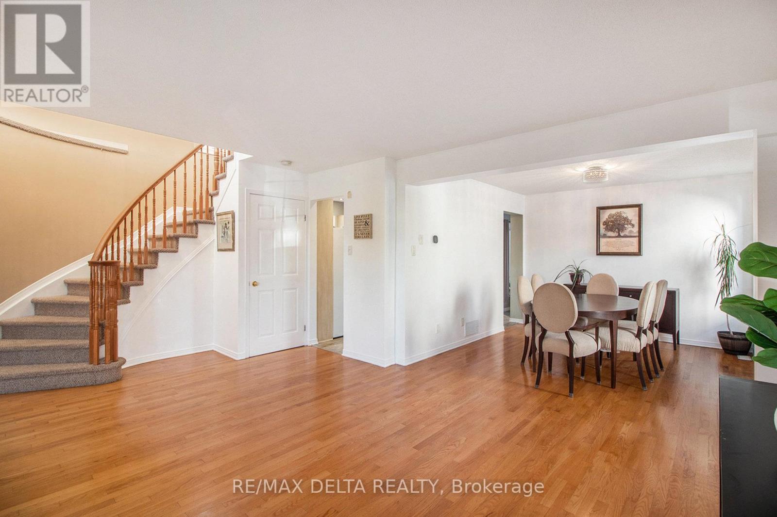 1610 Duplante Avenue, Ottawa, Ontario  K4A 4A2 - Photo 5 - X12434186