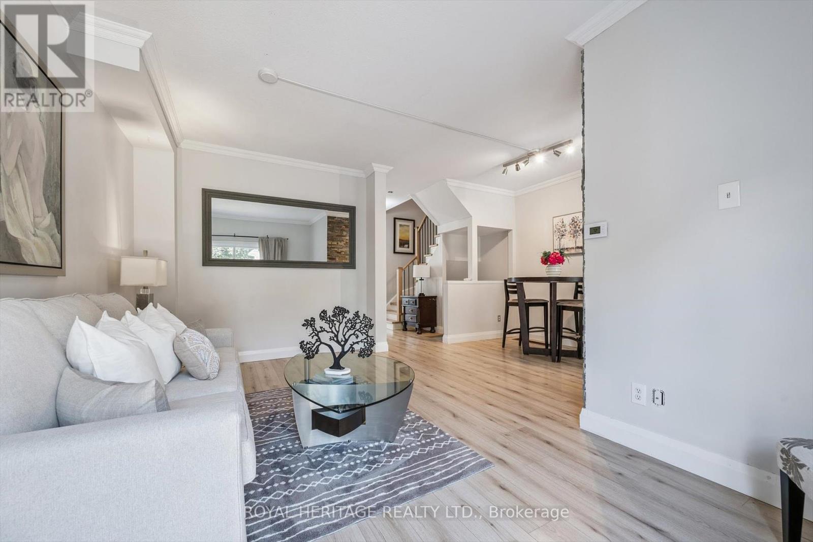 2381 Dalebrook Drive, Oakville, Ontario  L6H 6K4 - Photo 17 - W12433882