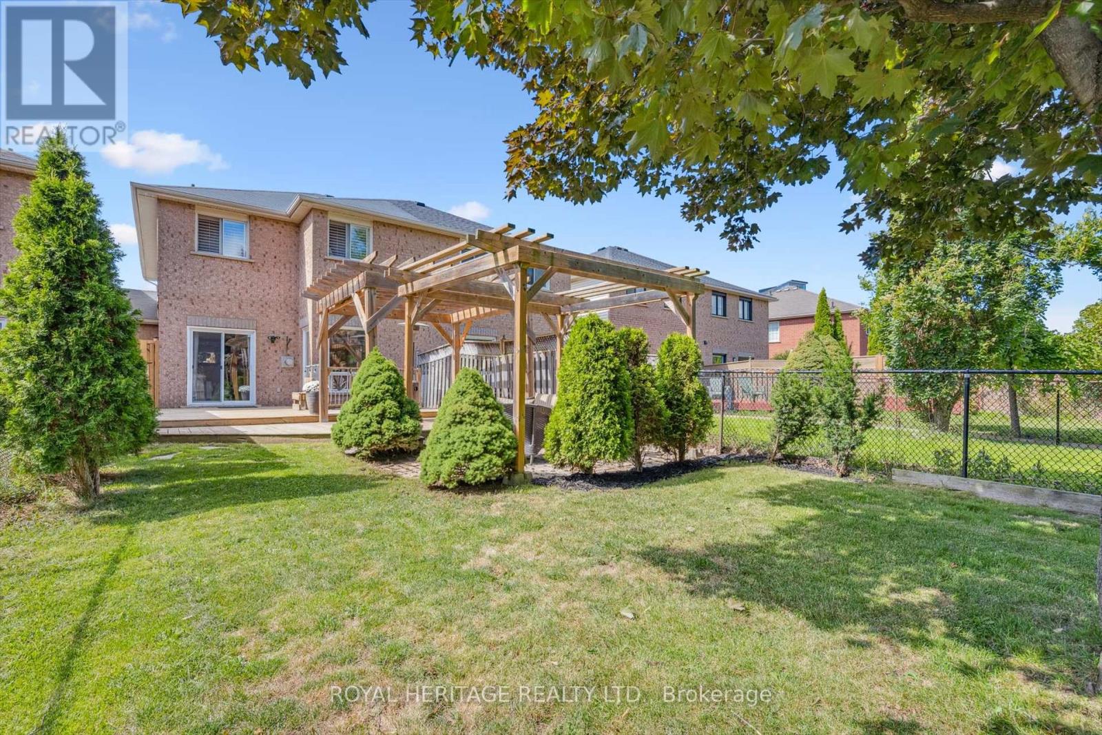 2381 Dalebrook Drive, Oakville, Ontario  L6H 6K4 - Photo 43 - W12433882