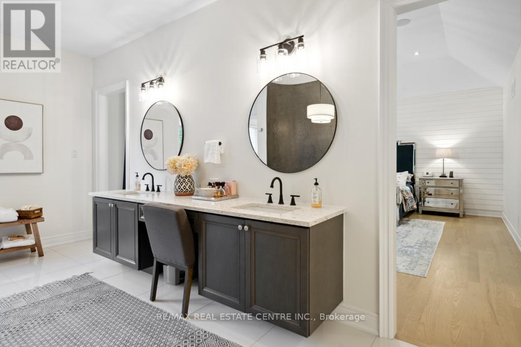 10 Crown Forest Court, Brampton, Ontario  L6Y 2Y5 - Photo 27 - W12433885