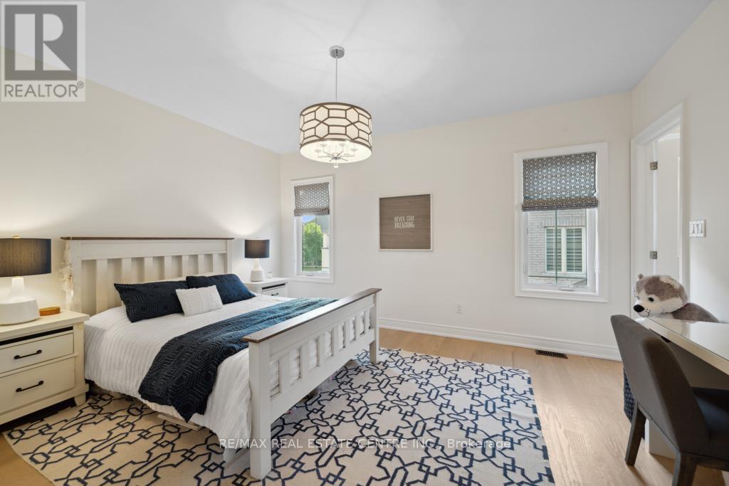 10 Crown Forest Court, Brampton, Ontario  L6Y 2Y5 - Photo 35 - W12433885