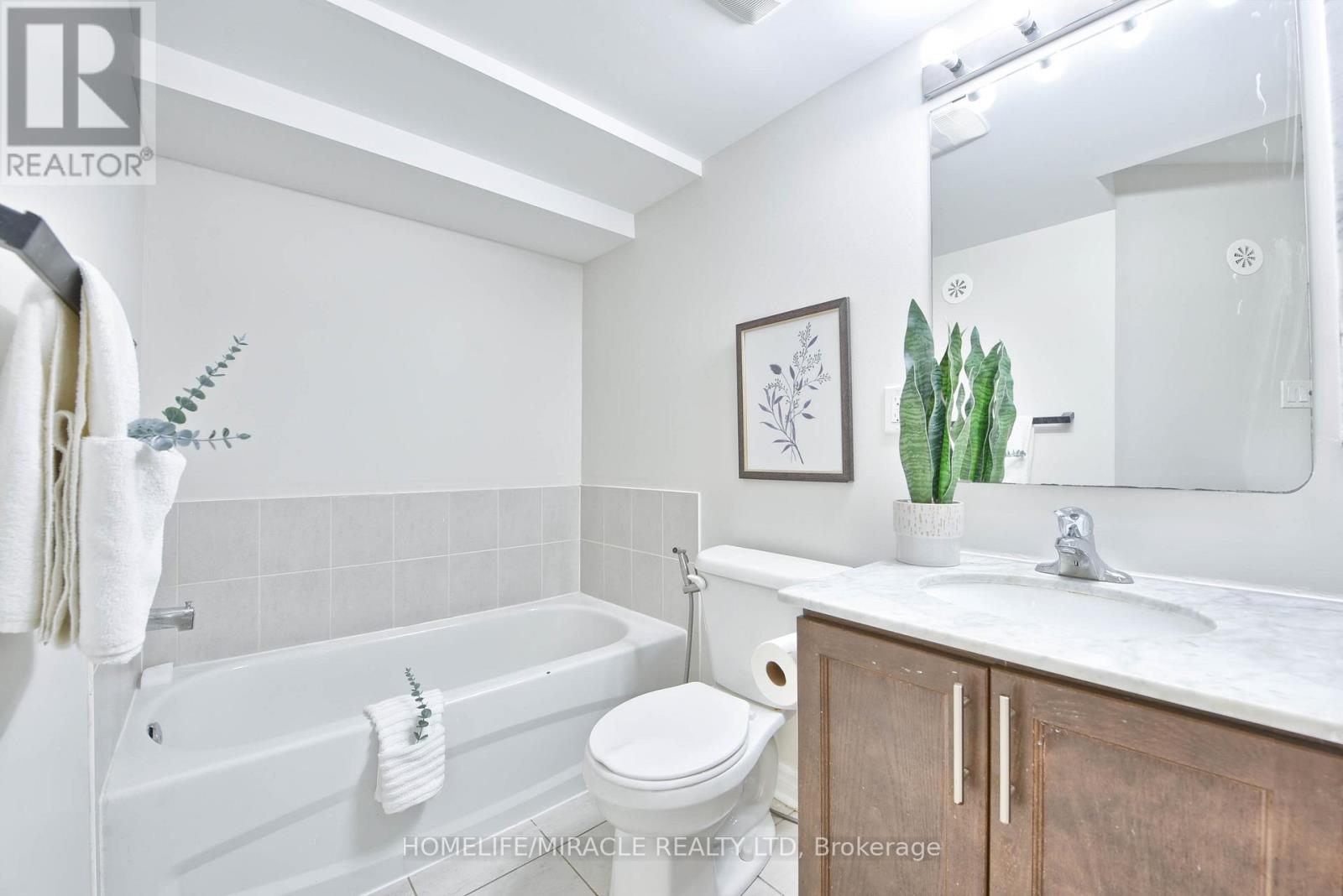 28 - 89 Armdale Road, Mississauga, Ontario  L4Z 0C1 - Photo 14 - W12433890
