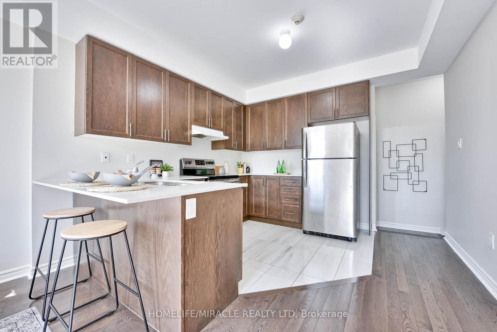 28 - 89 Armdale Road, Mississauga, Ontario  L4Z 0C1 - Photo 4 - W12433890