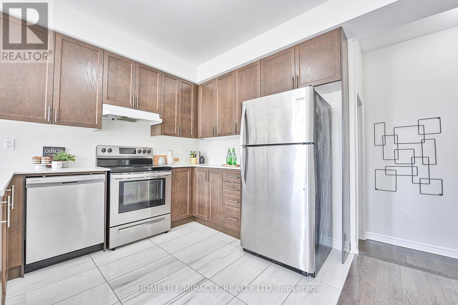 28 - 89 Armdale Road, Mississauga, Ontario  L4Z 0C1 - Photo 6 - W12433890
