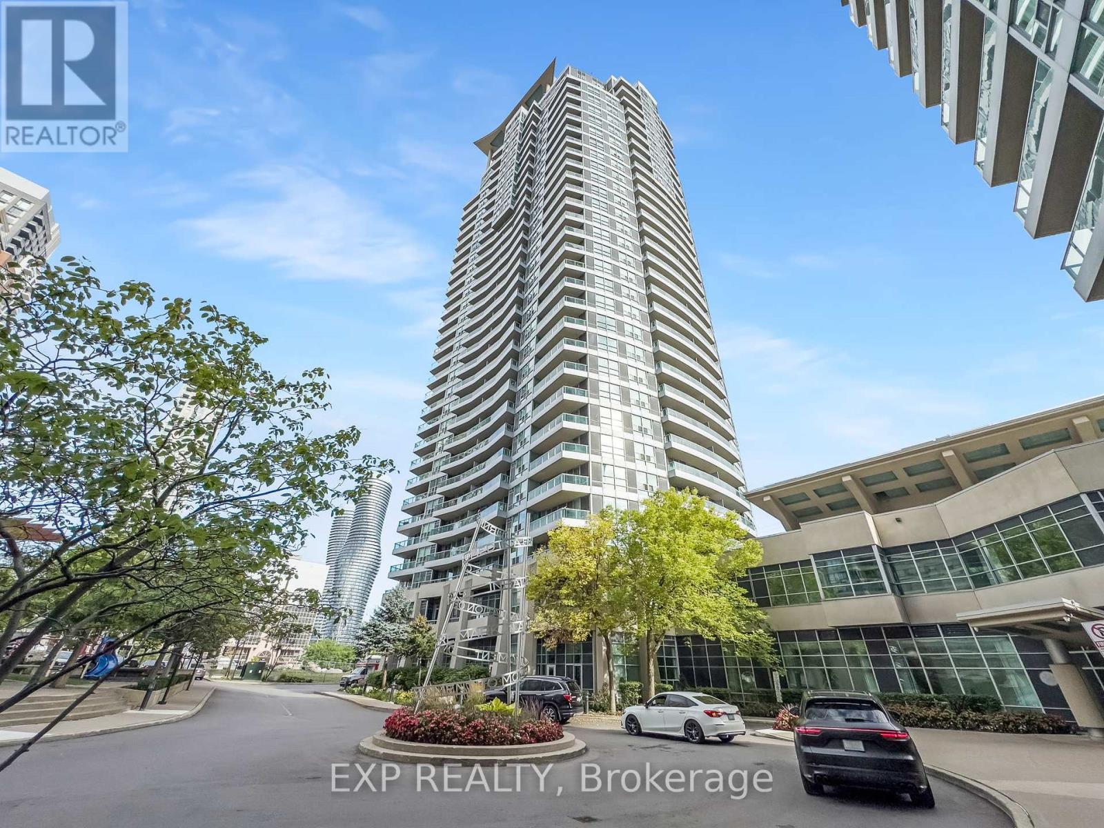1005 - 1 Elm Drive W, Mississauga, Ontario  L5B 4M1 - Photo 19 - W12433901