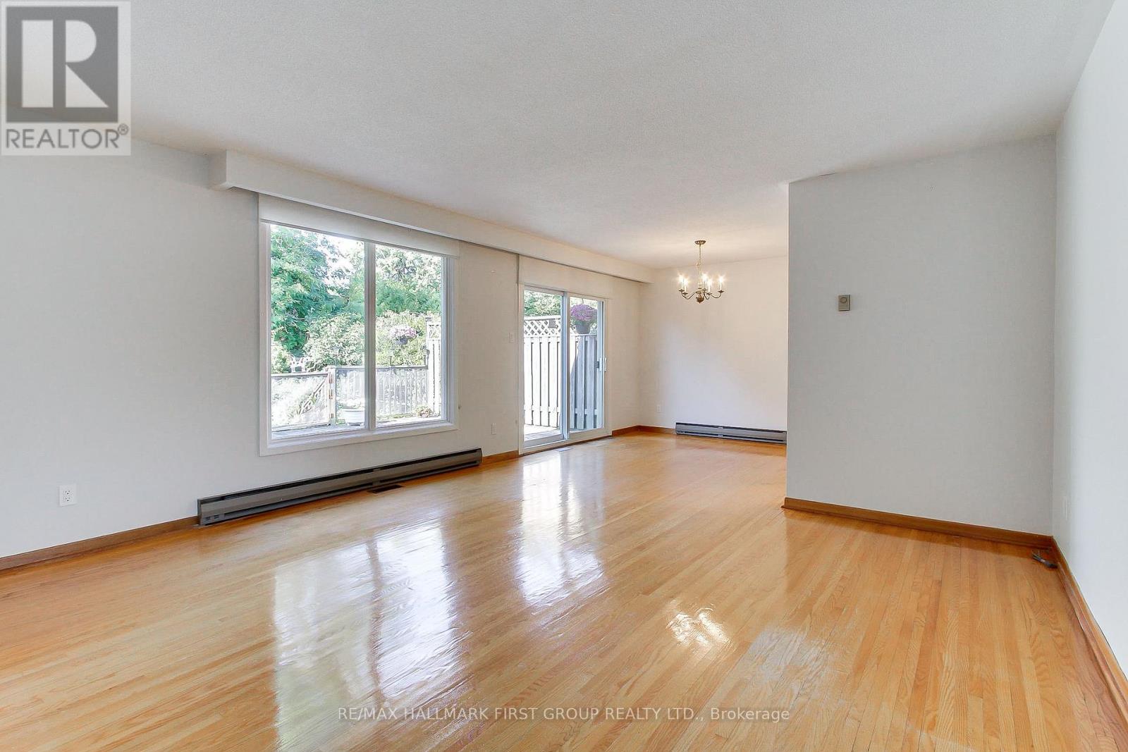 905 Lexicon Drive, Mississauga, Ontario  L4Y 2P9 - Photo 14 - W12433962