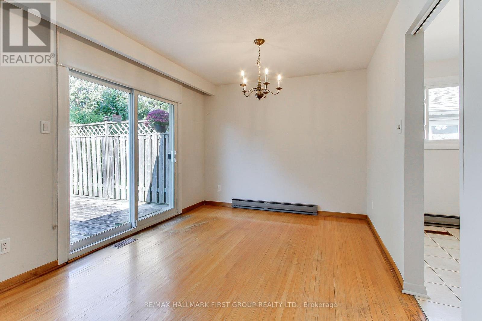905 Lexicon Drive, Mississauga, Ontario  L4Y 2P9 - Photo 16 - W12433962