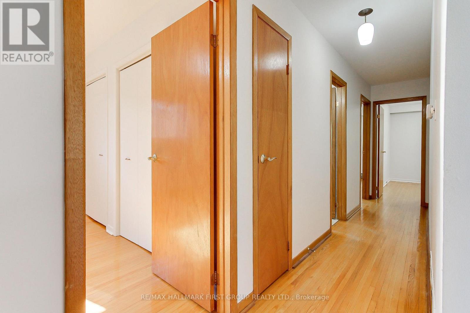 905 Lexicon Drive, Mississauga, Ontario  L4Y 2P9 - Photo 22 - W12433962