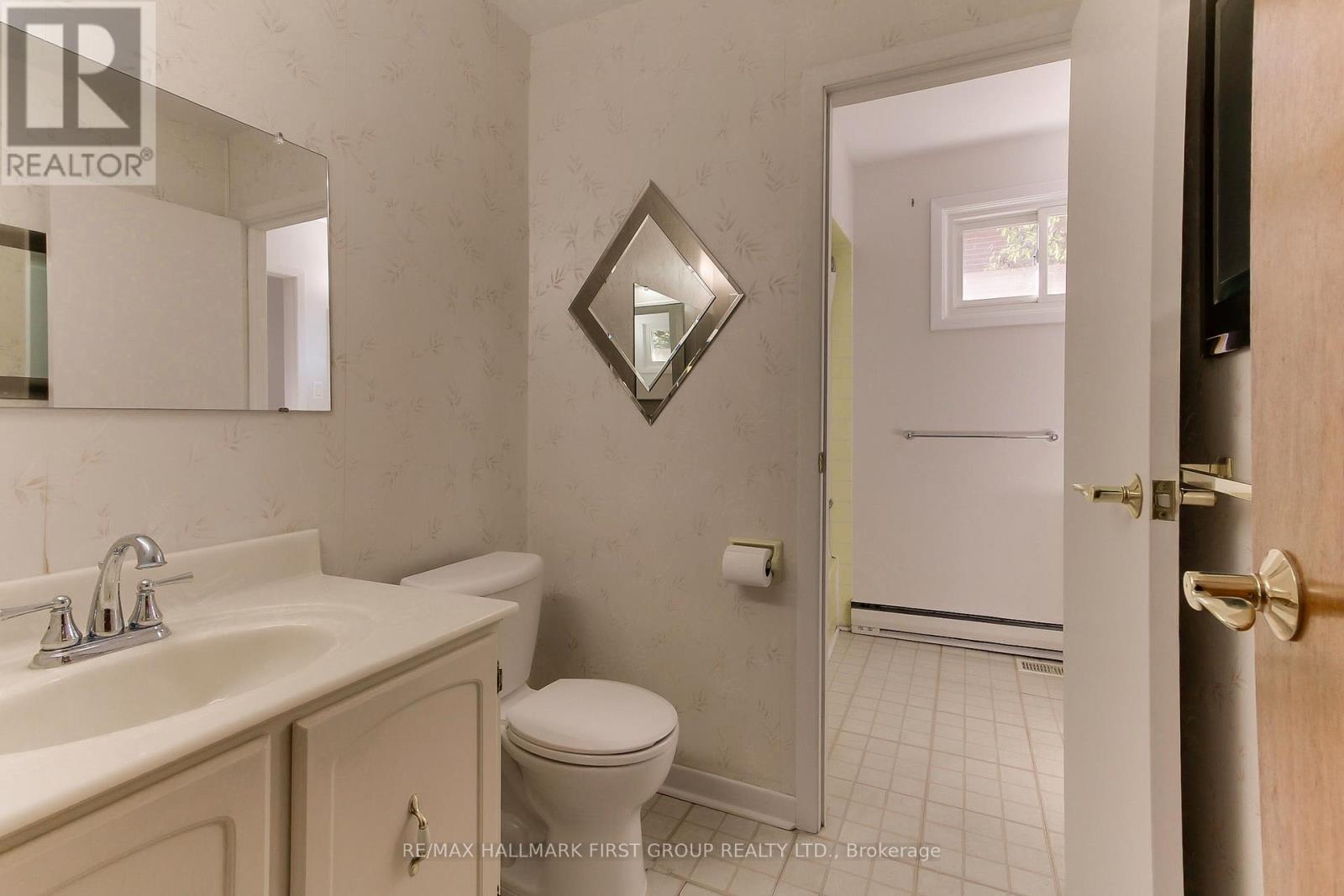905 Lexicon Drive, Mississauga, Ontario  L4Y 2P9 - Photo 31 - W12433962
