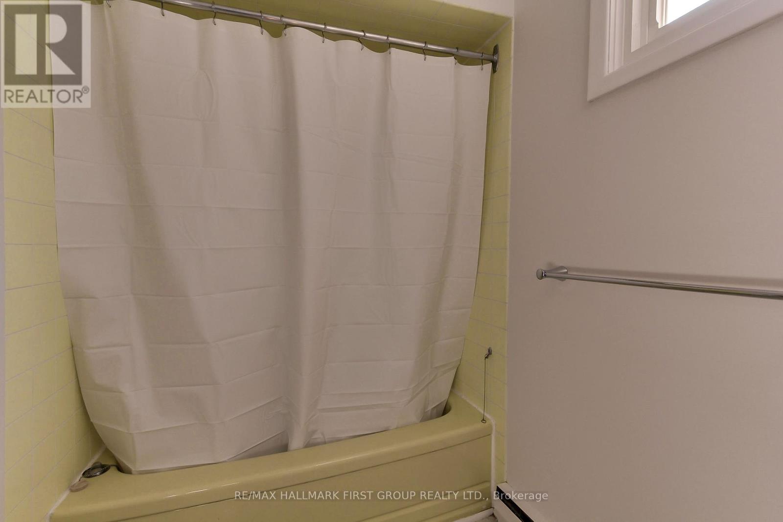 905 Lexicon Drive, Mississauga, Ontario  L4Y 2P9 - Photo 33 - W12433962