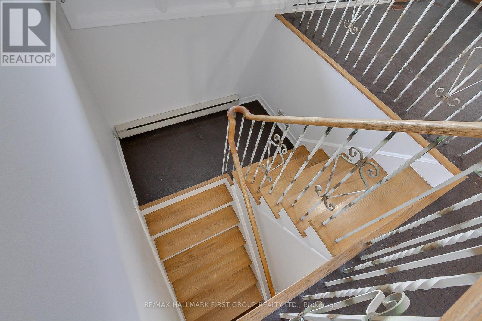 905 Lexicon Drive, Mississauga, Ontario  L4Y 2P9 - Photo 34 - W12433962