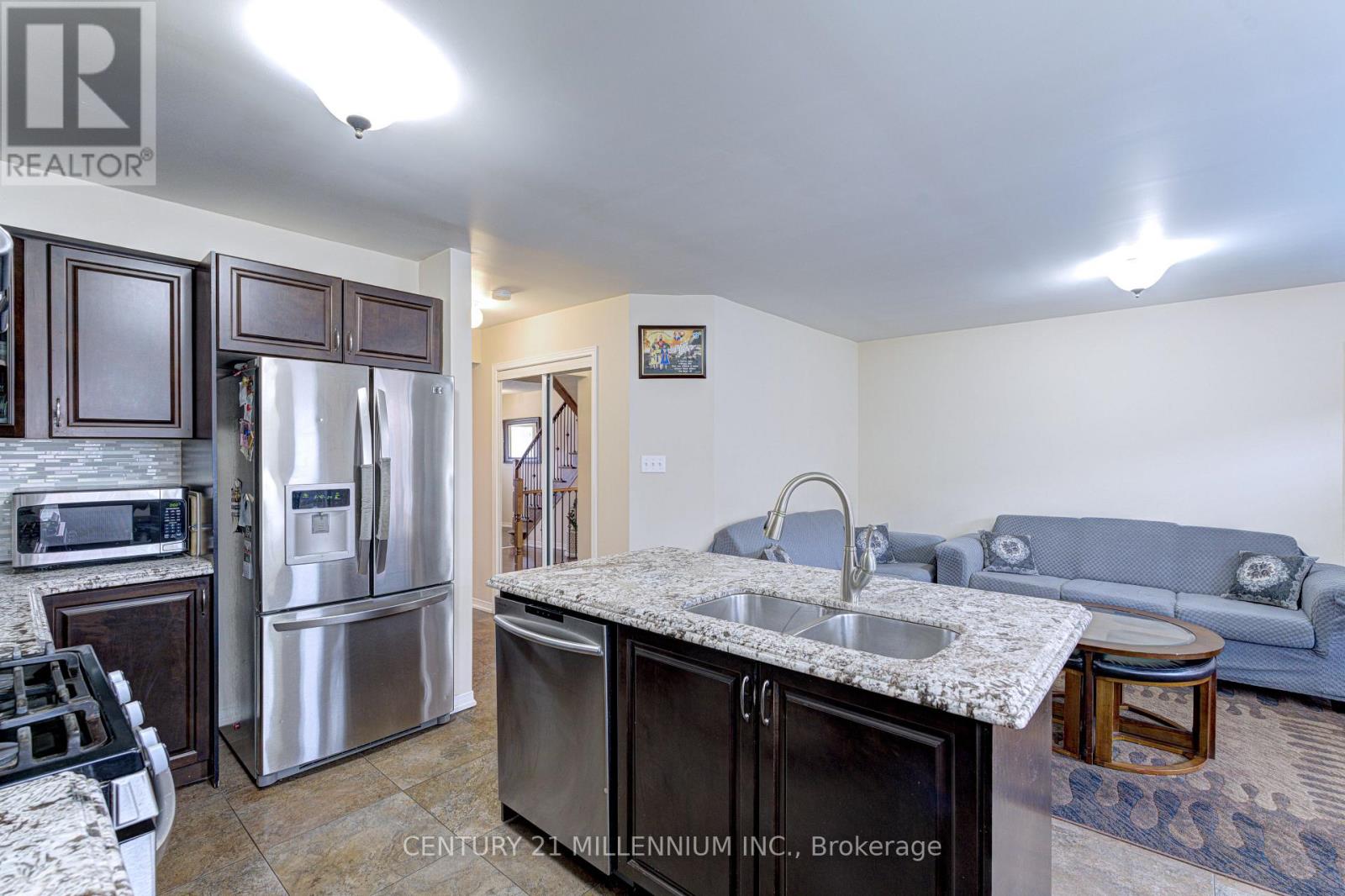 13 Coolwater Drive, Brampton, Ontario  L6R 0X4 - Photo 11 - W12433972