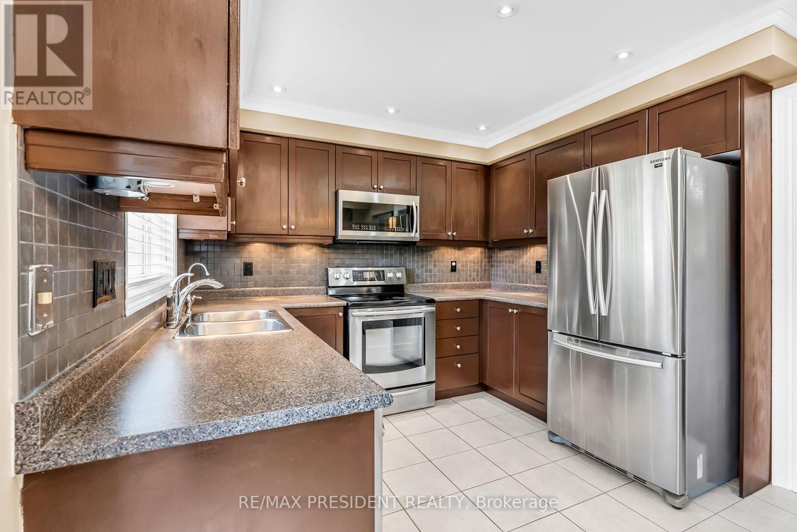 82 Tarquini Crescent, Caledon, Ontario  L7E 2Z5 - Photo 18 - W12433974