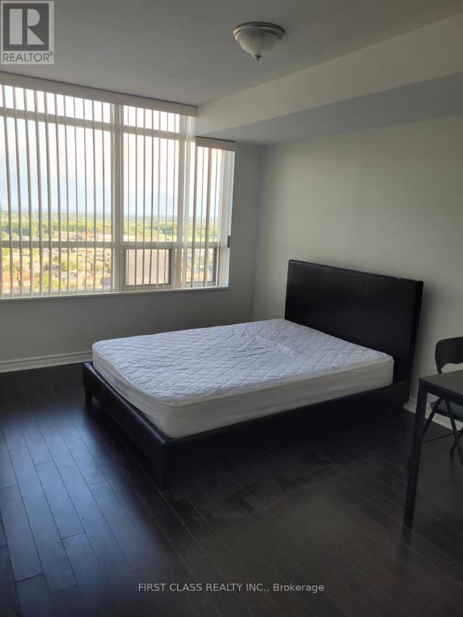 1612 - 3880 Duke Of York Boulevard, Mississauga, Ontario  L5B 4M7 - Photo 15 - W12433976