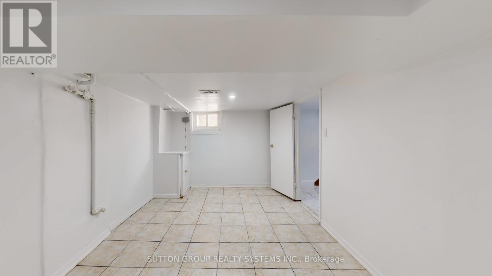 128 Northland Avenue, Toronto, Ontario  M6N 2E2 - Photo 21 - W12433984