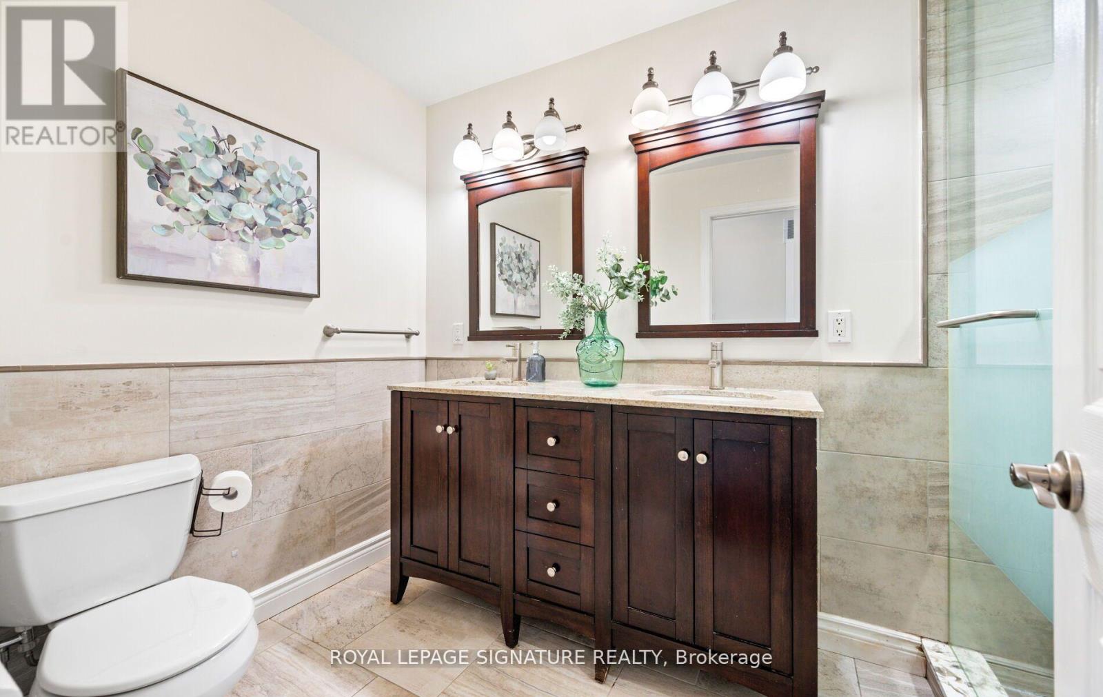 3351 Smoke Tree Road, Mississauga, Ontario  L5N 7M5 - Photo 24 - W12433994