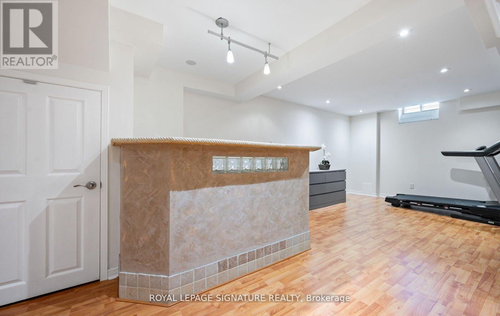 3351 Smoke Tree Road, Mississauga, Ontario  L5N 7M5 - Photo 38 - W12433994