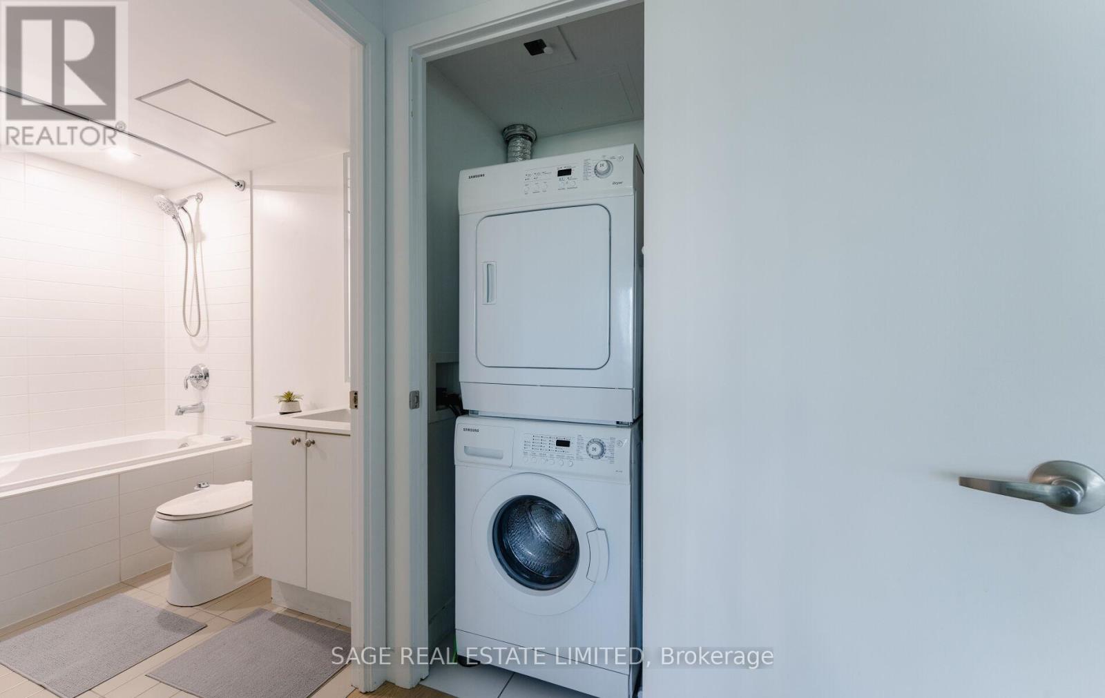 1202 - 155 Legion Road N, Toronto, Ontario  M8Y 0A7 - Photo 15 - W12434027