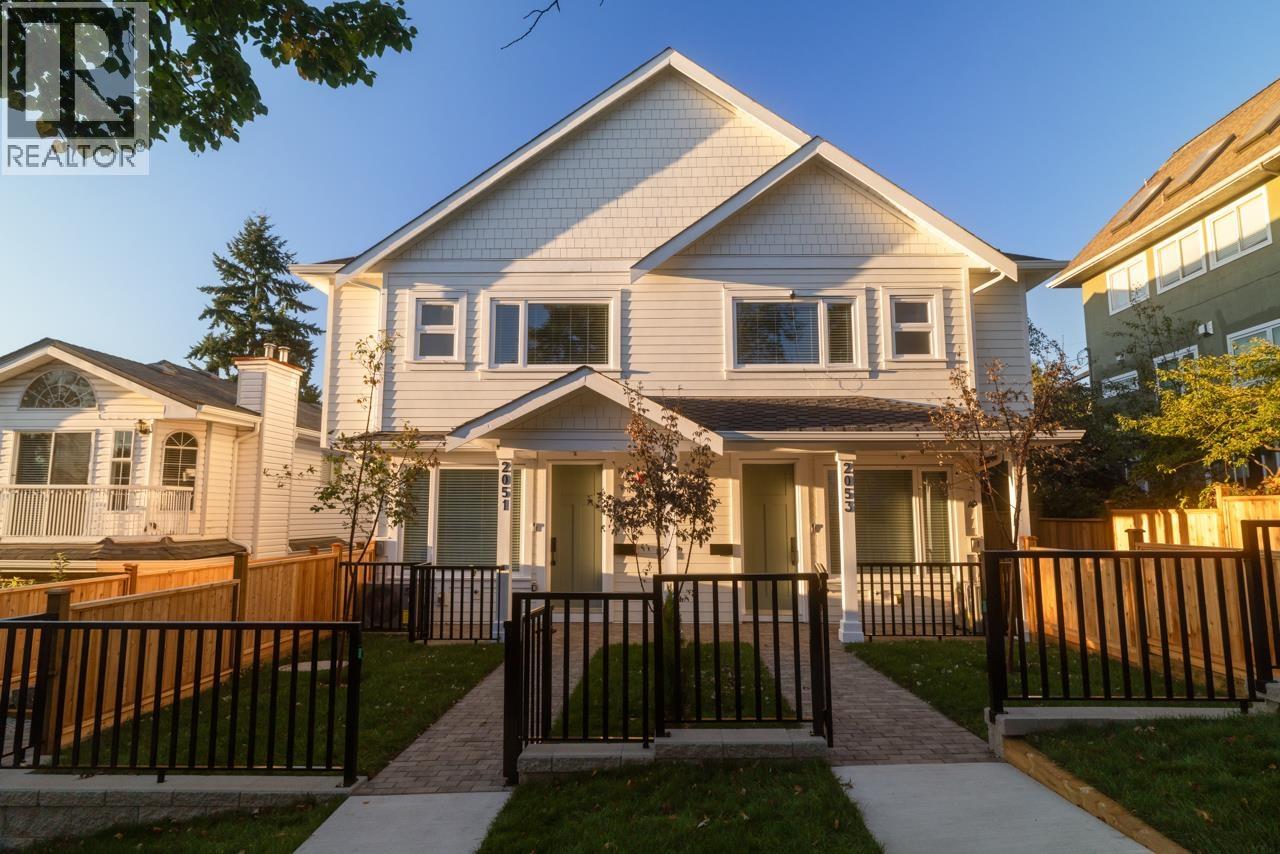 2049 E 4TH AVENUE, Vancouver, British Columbia