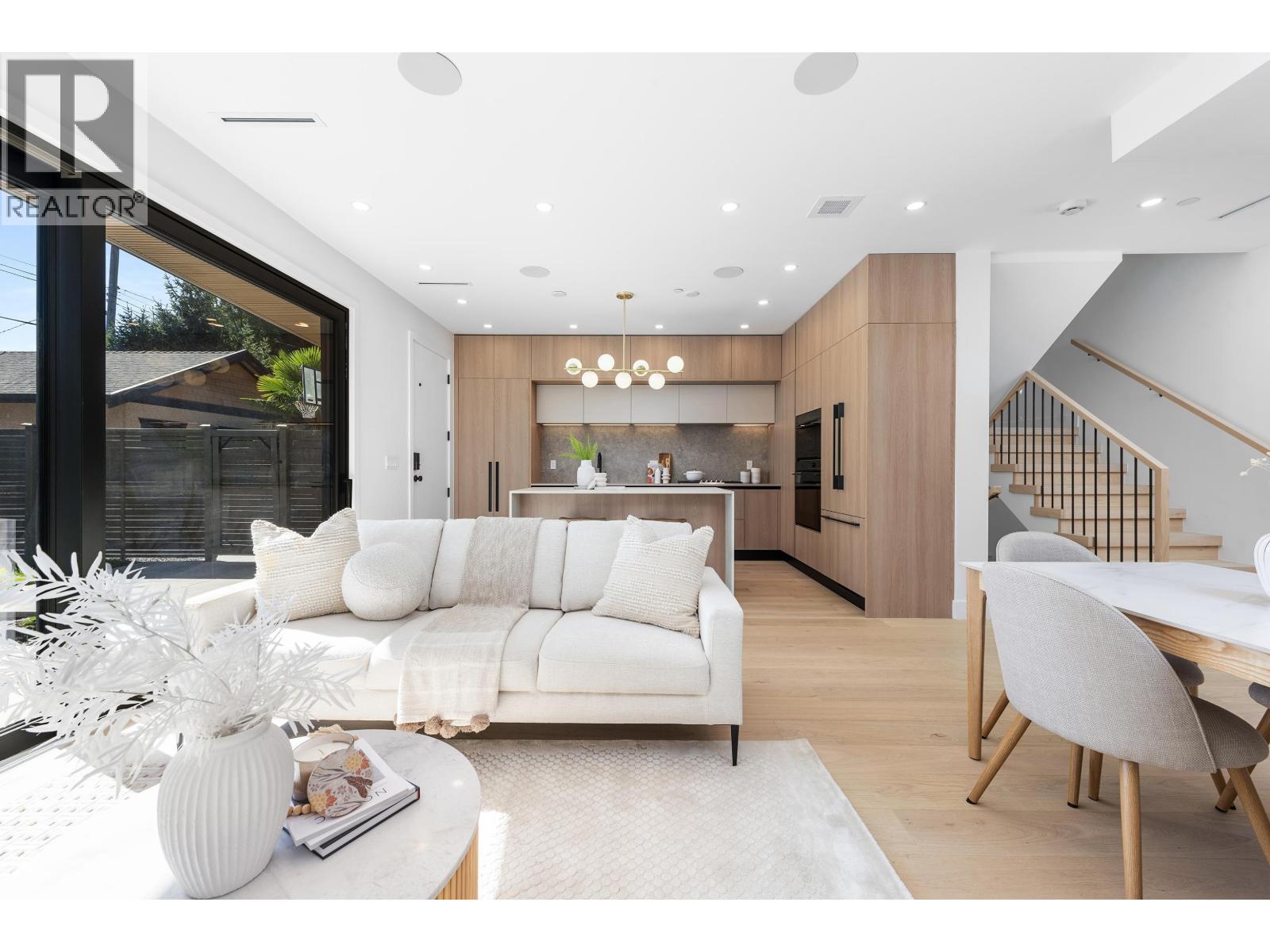 2 2626 W 41st Avenue, Vancouver, British Columbia  V6N 3C4 - Photo 5 - R3053594