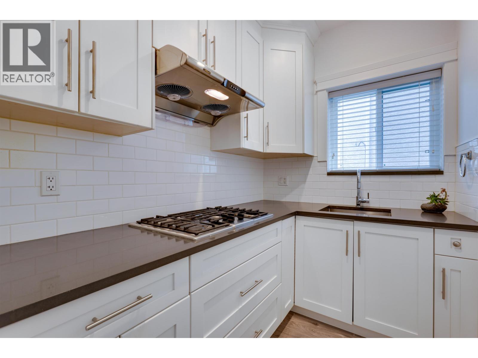 1796 Island Avenue, Vancouver, British Columbia  V5P 2S6 - Photo 14 - R3053586