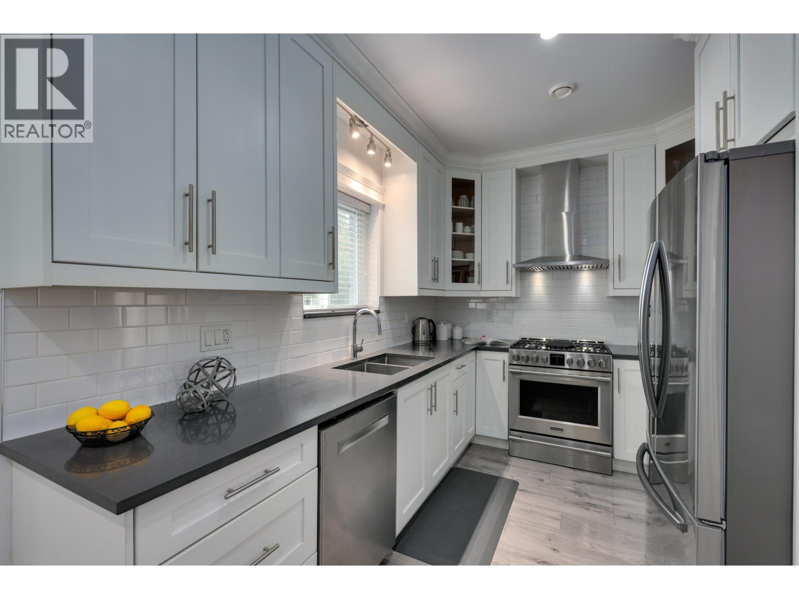 1796 Island Avenue, Vancouver, British Columbia  V5P 2S6 - Photo 6 - R3053586