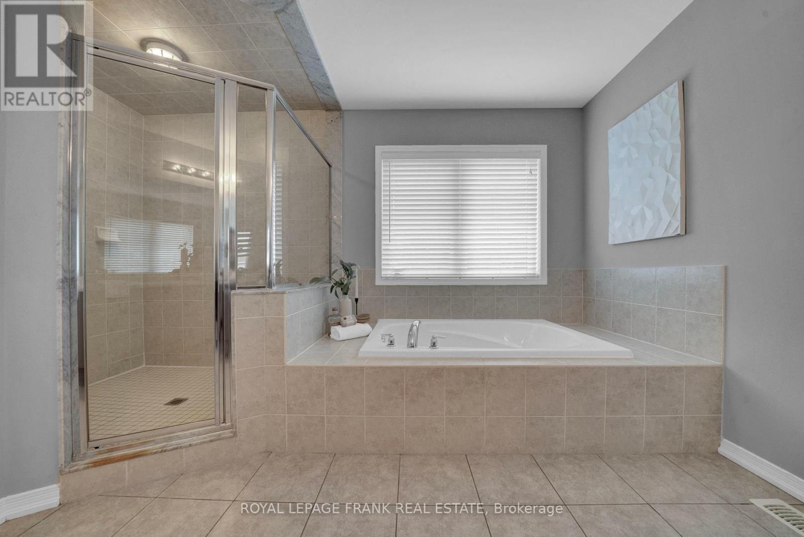 85 Butson Crescent, Clarington, Ontario  L1C 0S5 - Photo 22 - E12434053