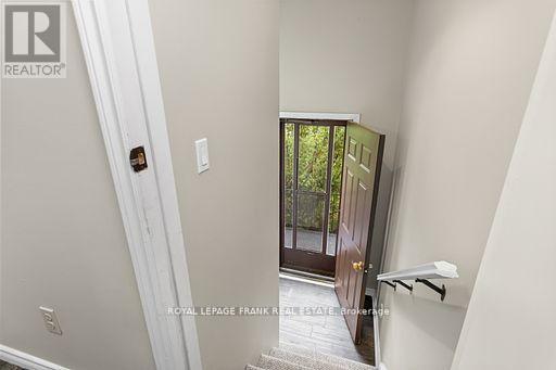 929 Southdown Drive, Oshawa, Ontario  L1H 7Z5 - Photo 15 - E12434085